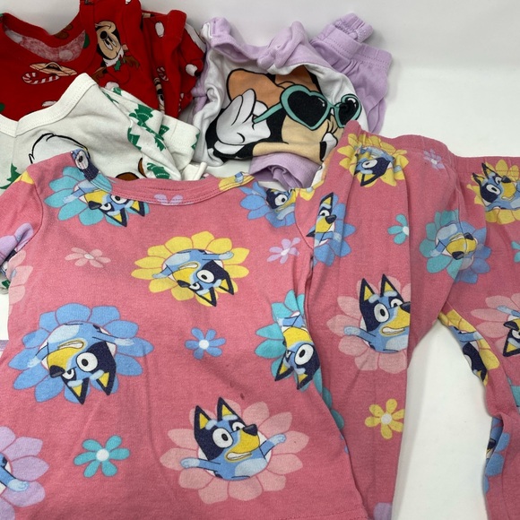 Colorful Toddler Girls Pajamas Bundle Size 2T - Picture 6 of 11